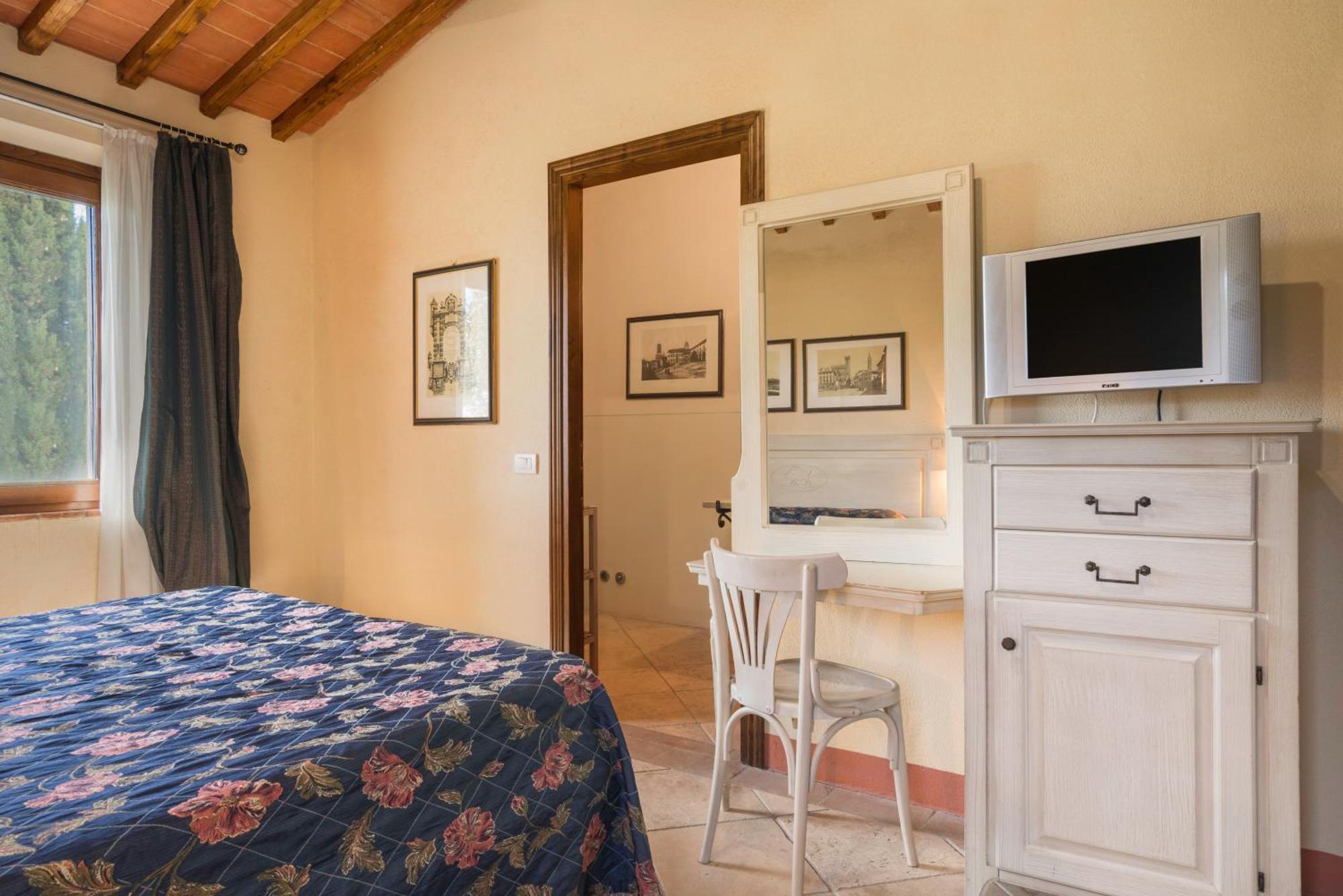 Apartment Montecarulli *